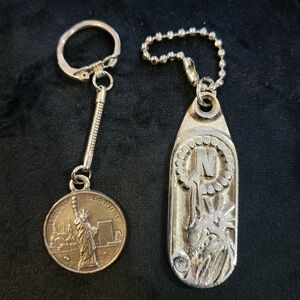 Vintage Silver Statue of Liberty Keychain Set